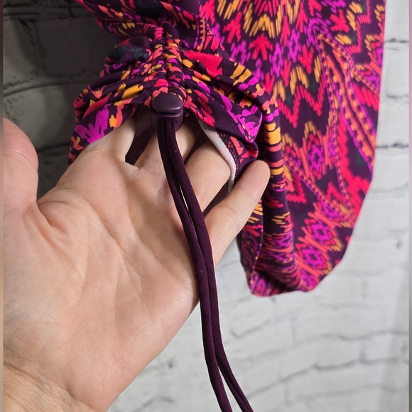 Athleta Women’s Printed Racerback Bikini Tankini Top Size Medium - Picture 5 of 10